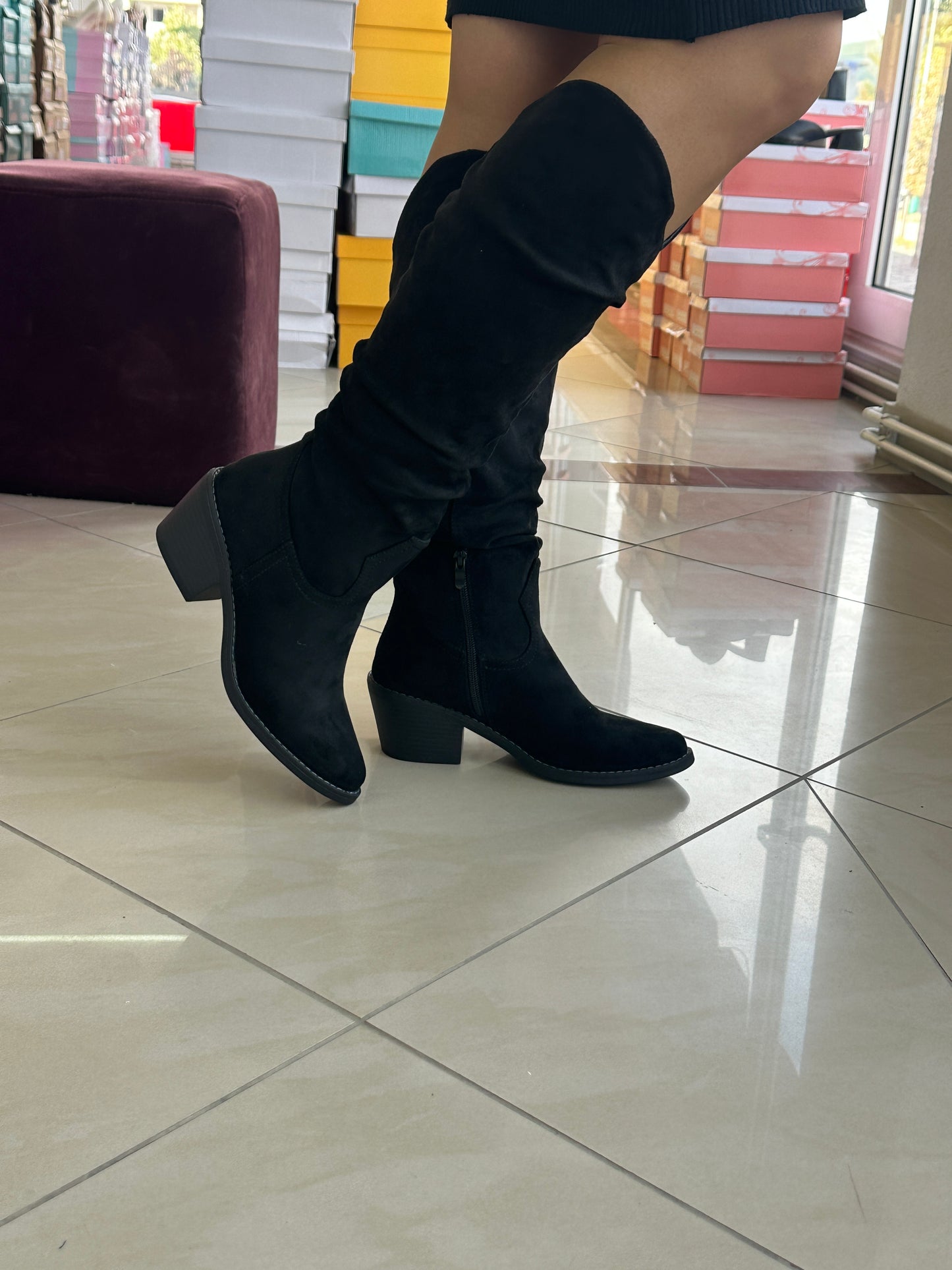 Qizme te gjata per femra - Kodi 4506