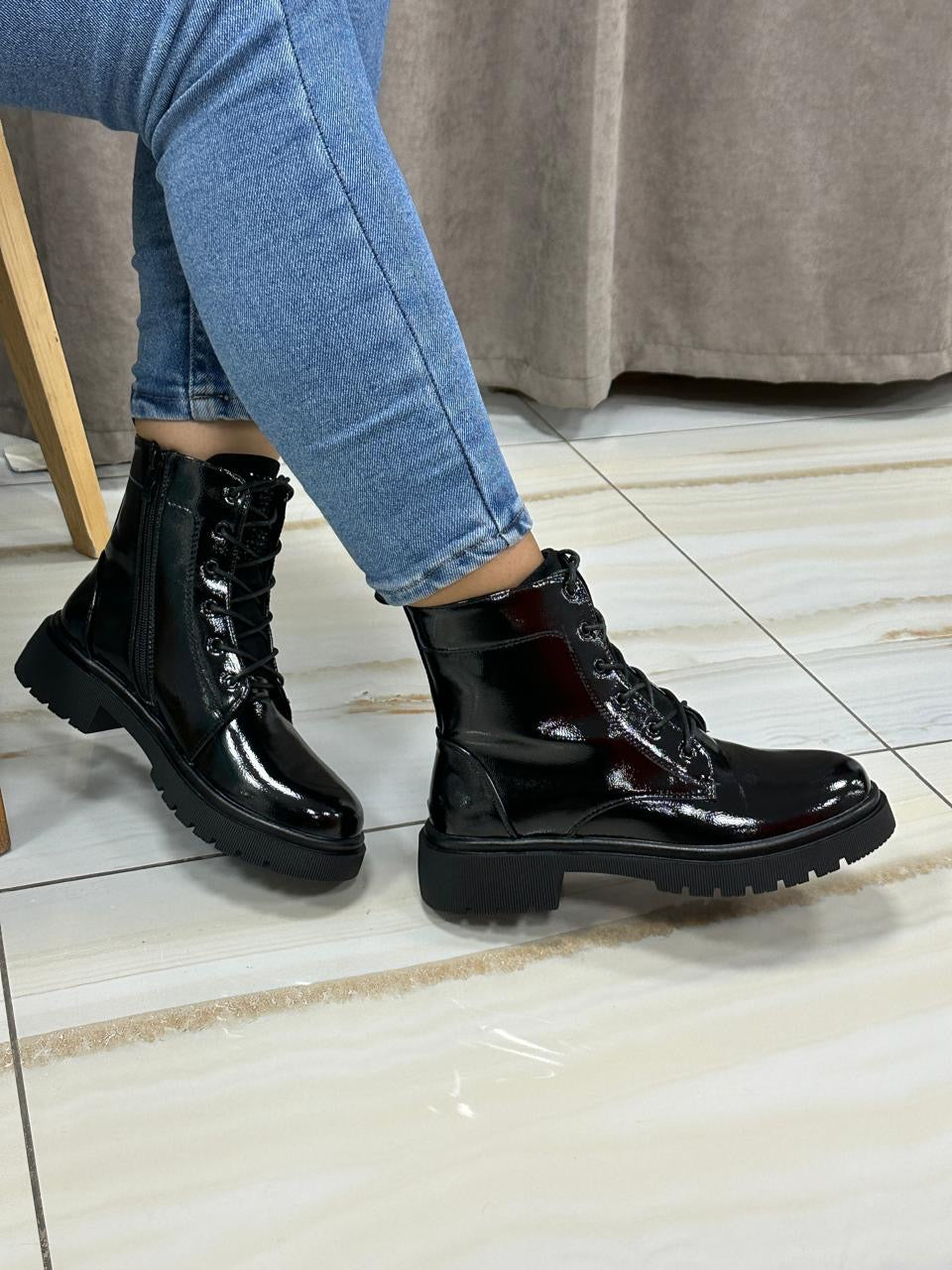 Qizme për femra JM807-4 Llak