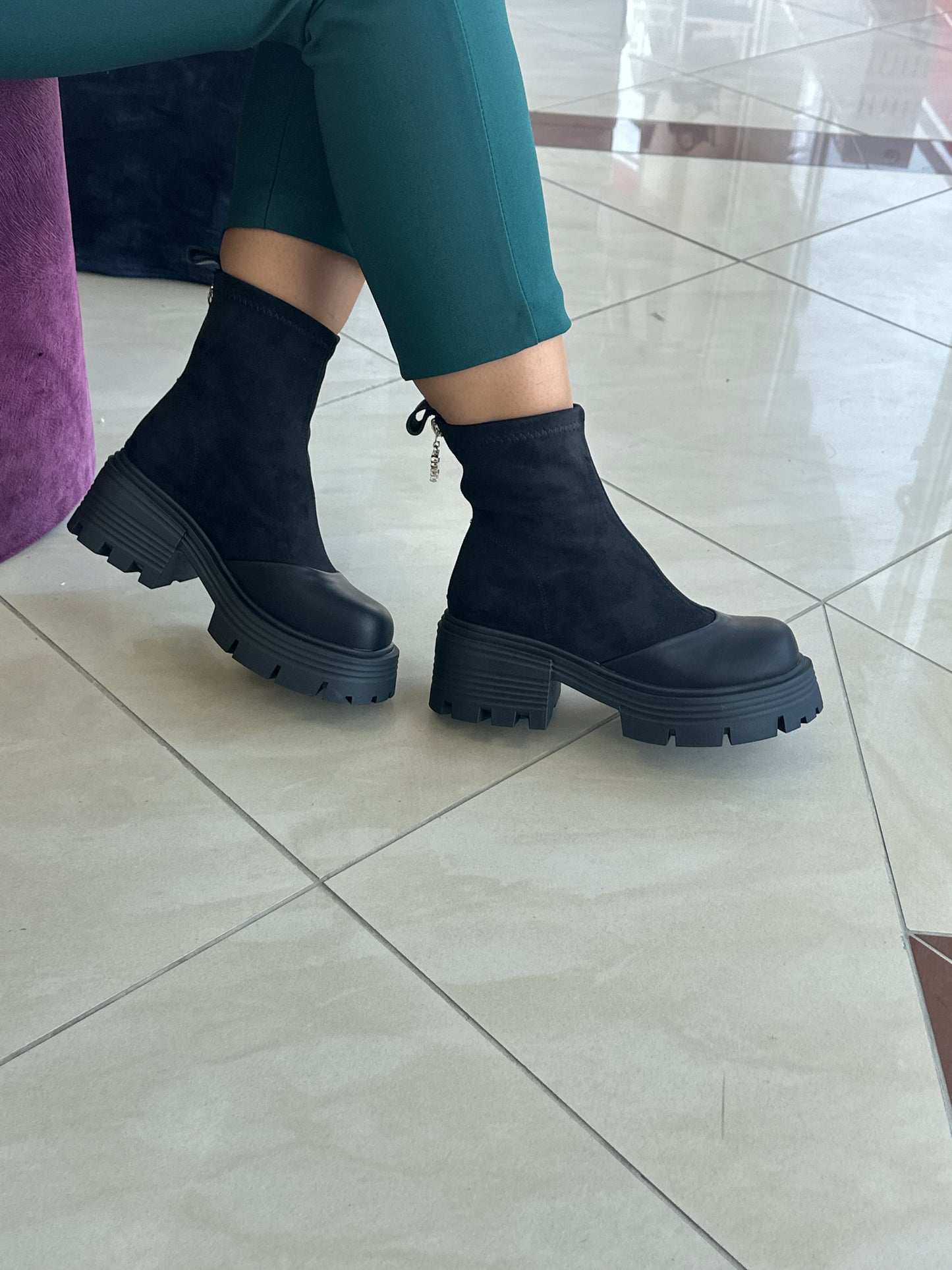 Qizme për femra - MD005