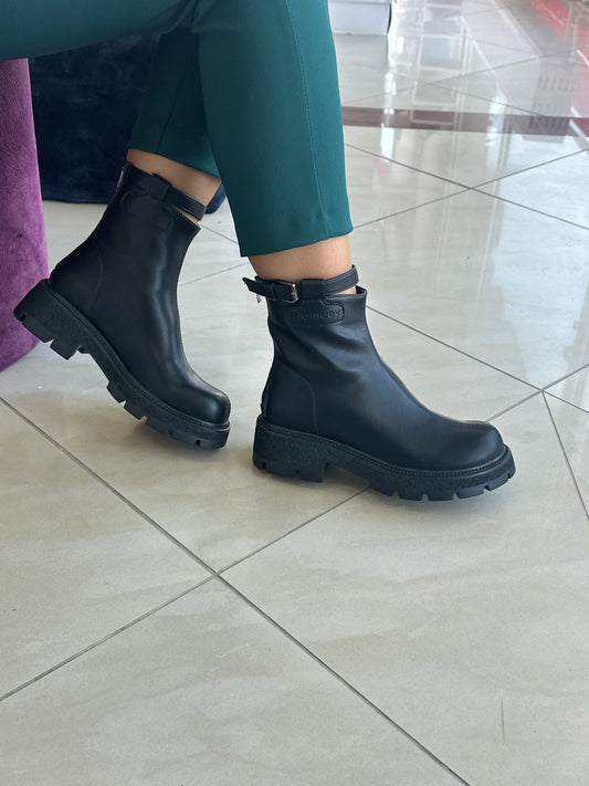 Qizme për femra - MD004