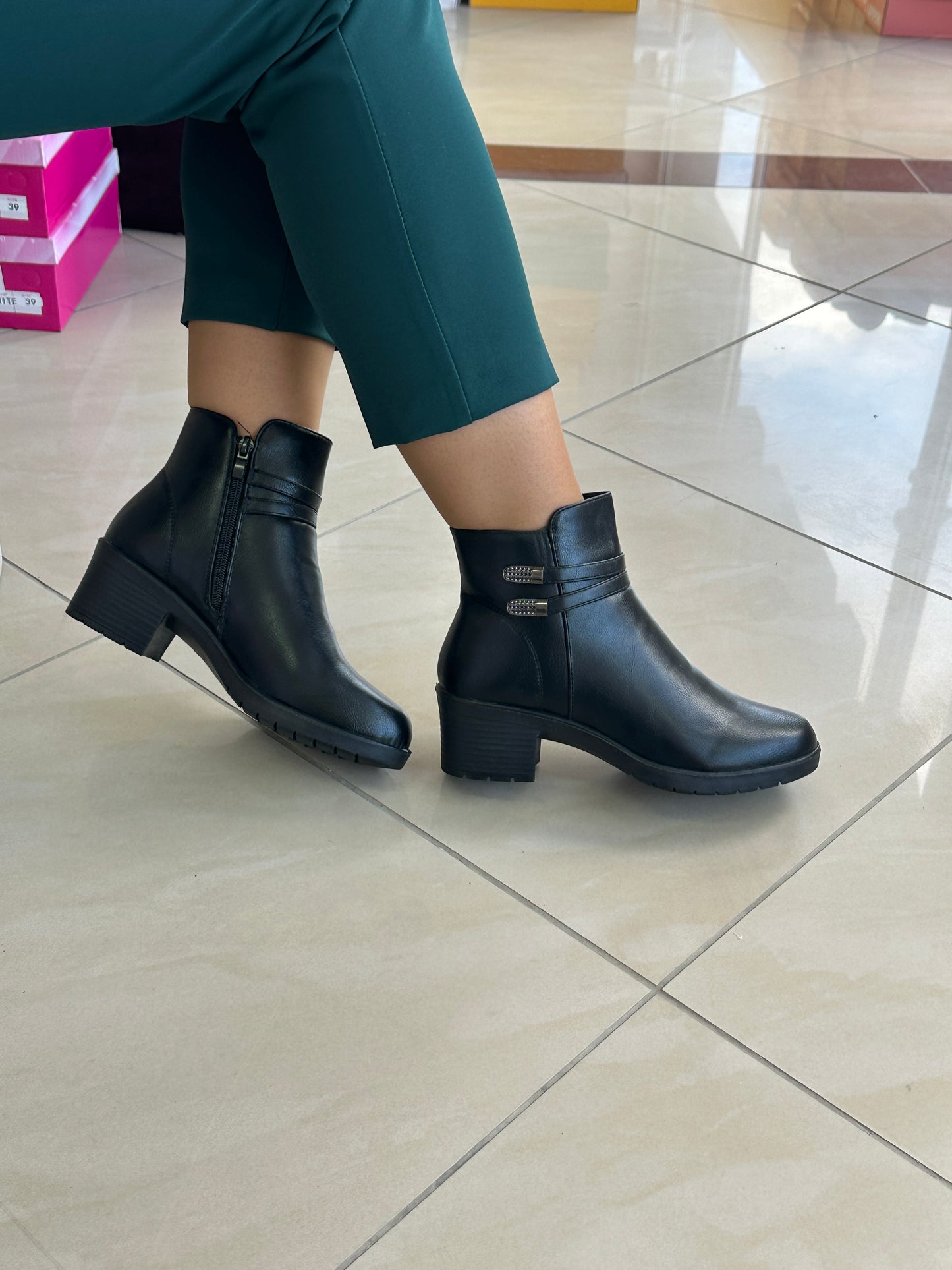 Qizme per femra -Cod 8811