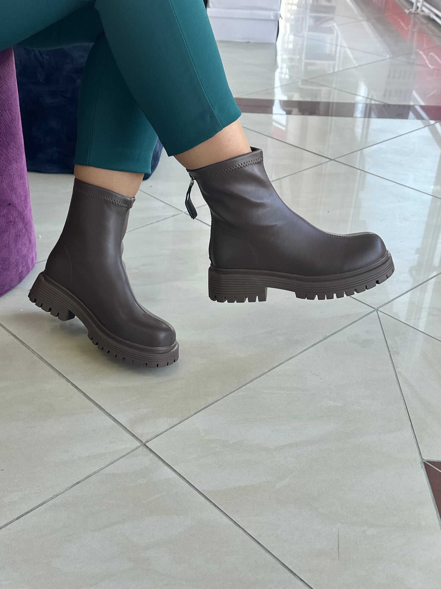 Qizme për femra - MD002