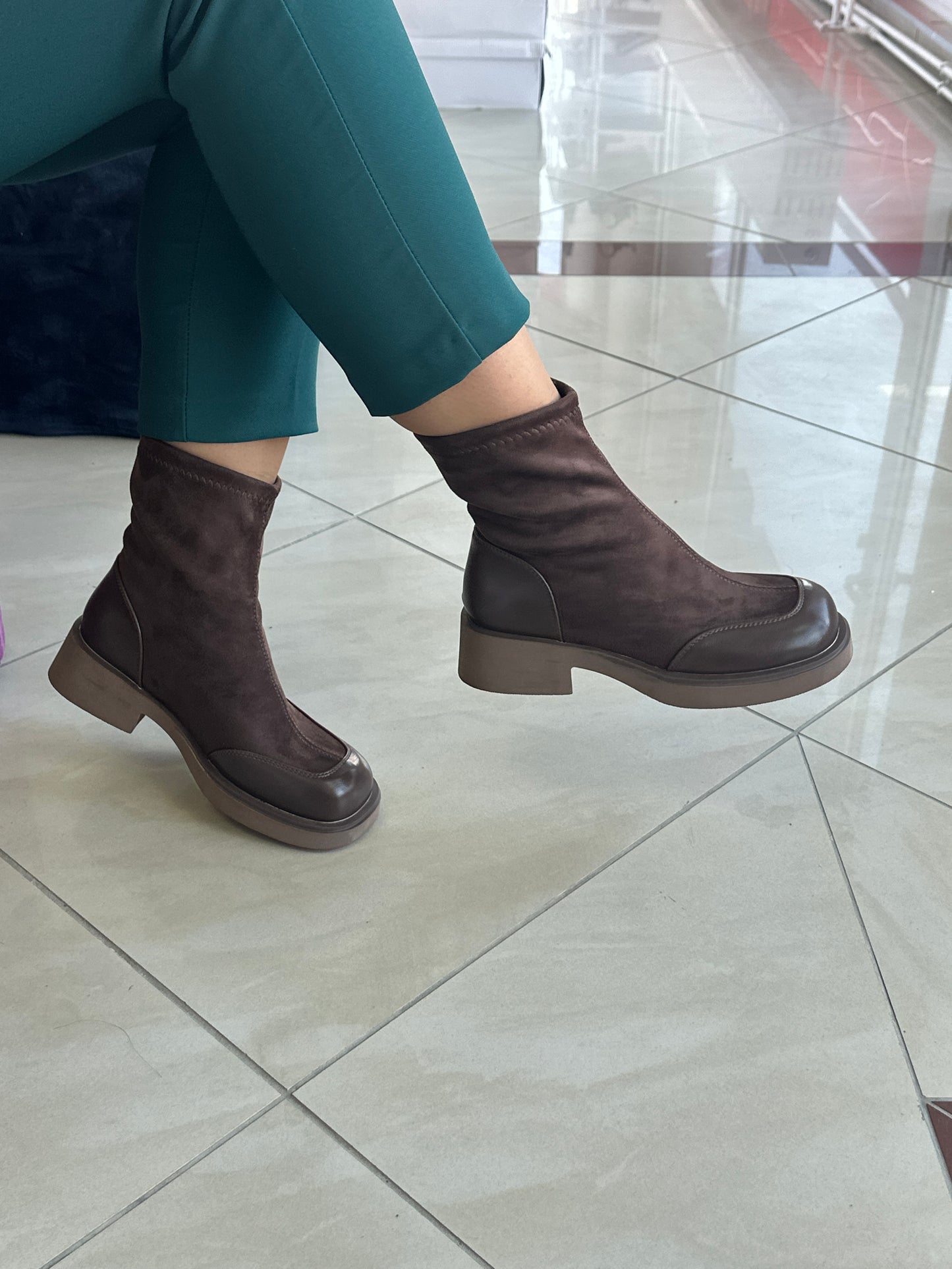 Qizme për femra - MD001