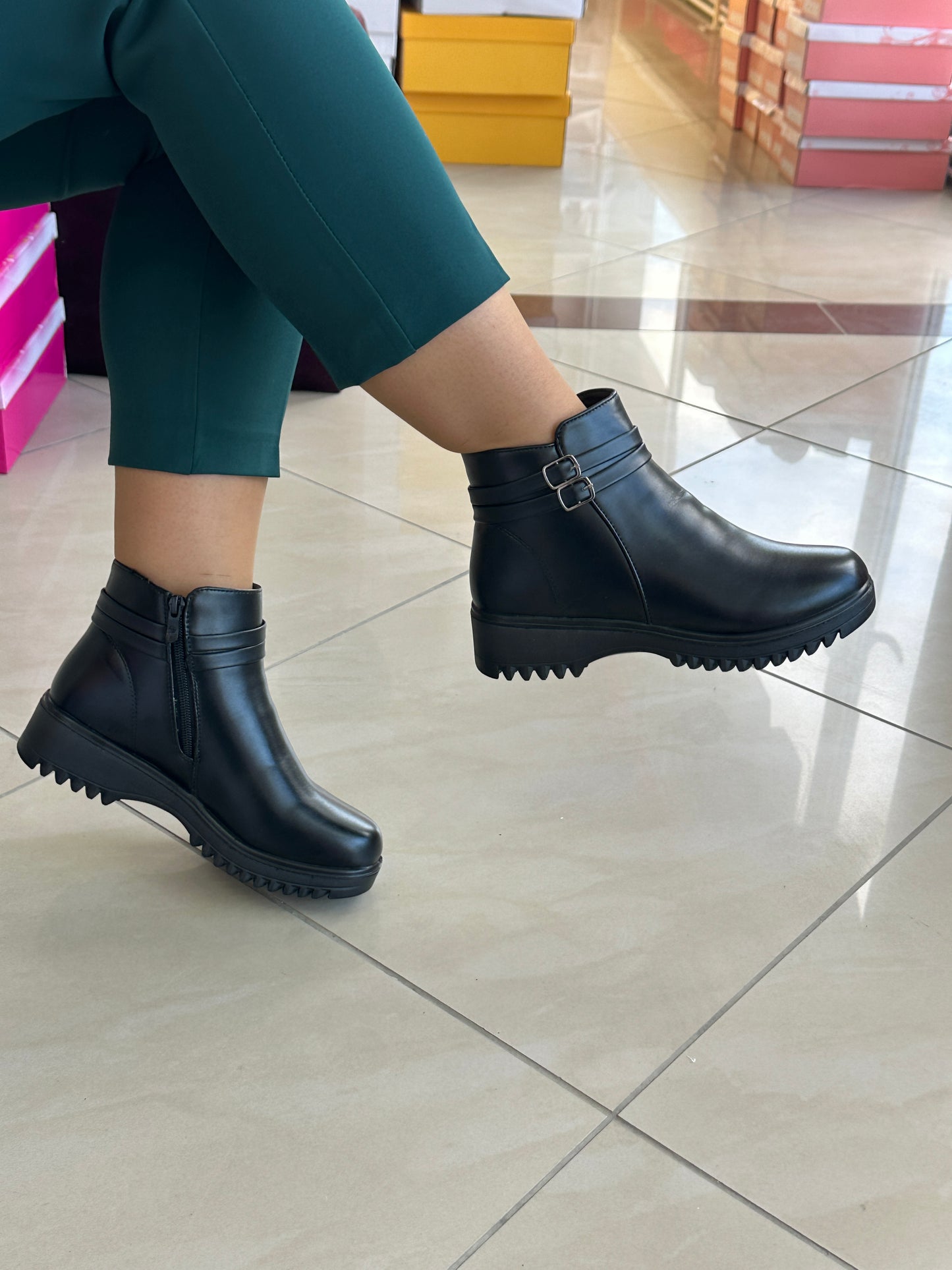 Qizme per femra c8131