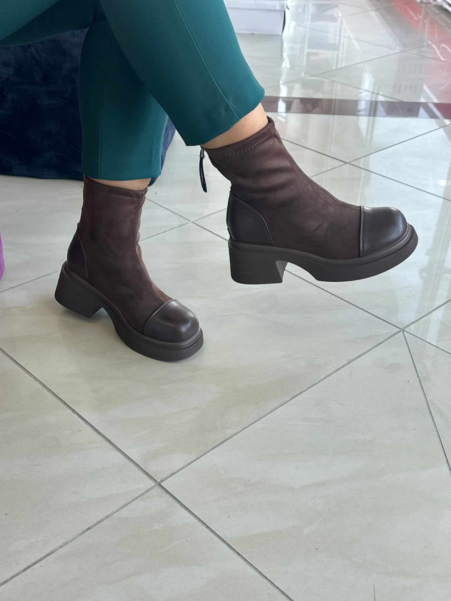 Qizme për femra - MD007