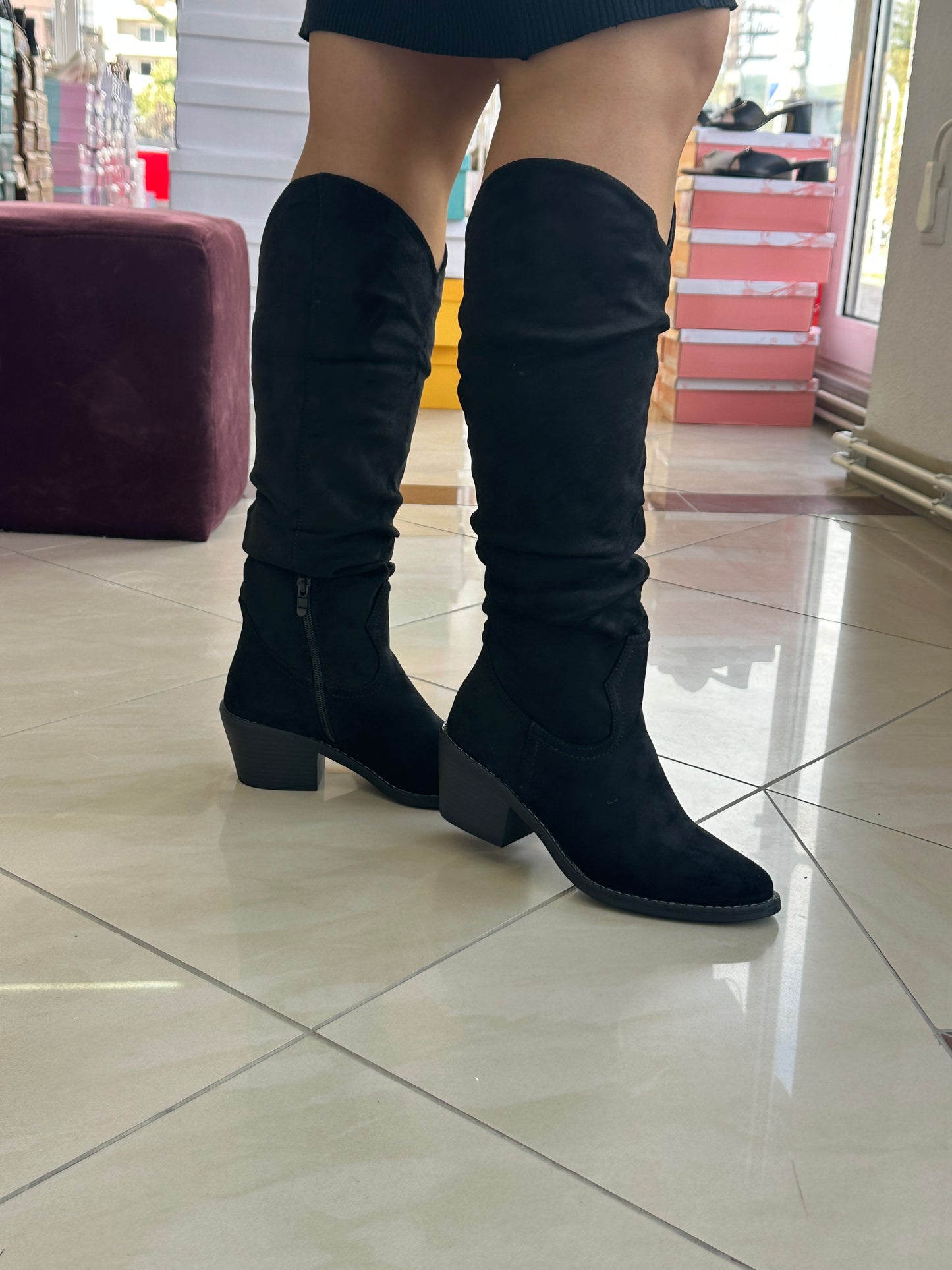 Qizme te gjata per femra - Kodi 4506