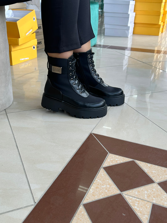 Qizme për femra SH001