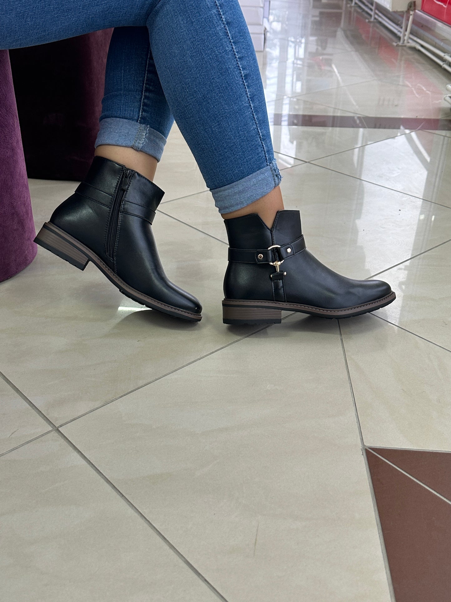 Qizme për femra - Cod FR755