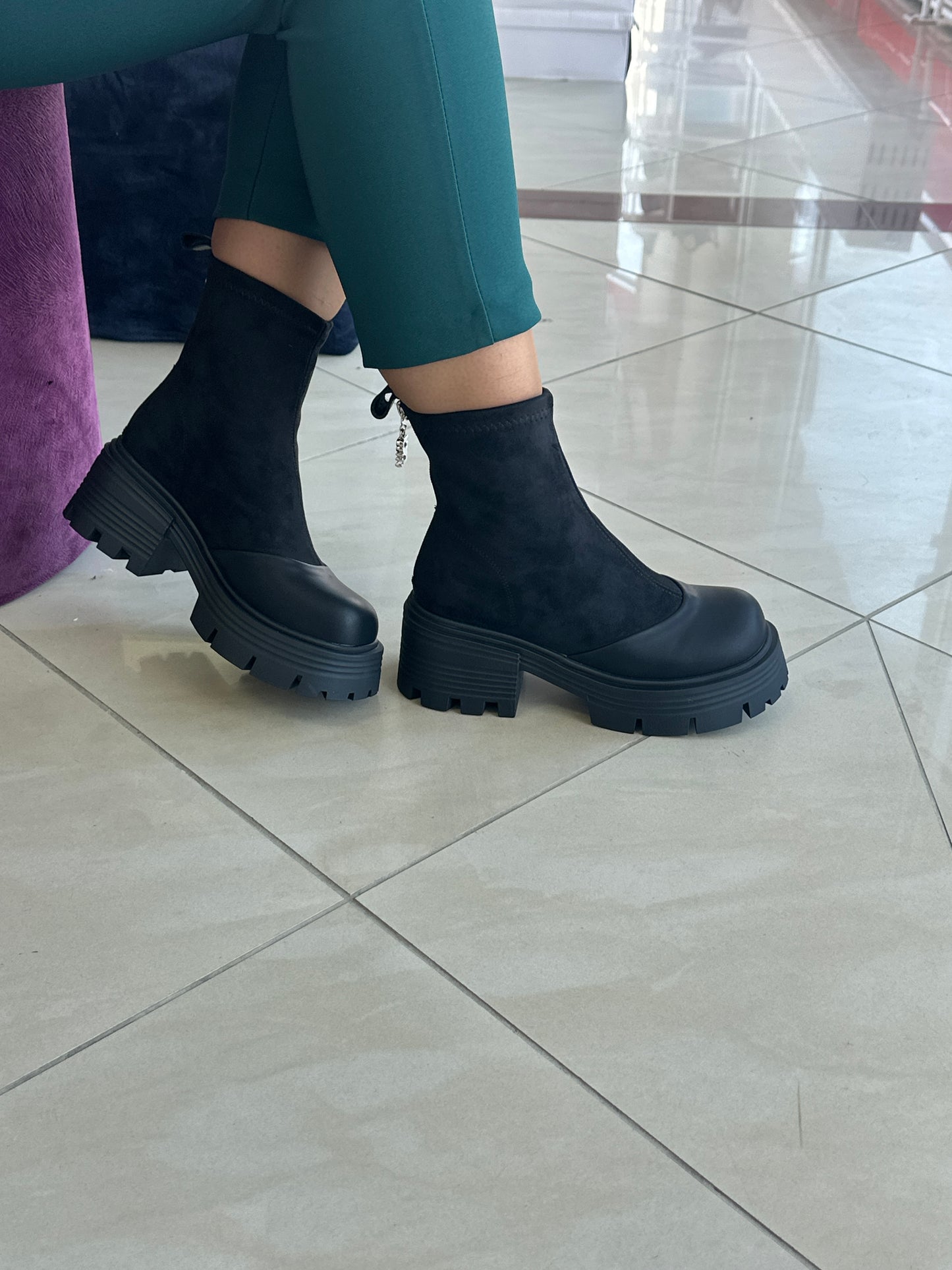 Qizme për femra - MD005