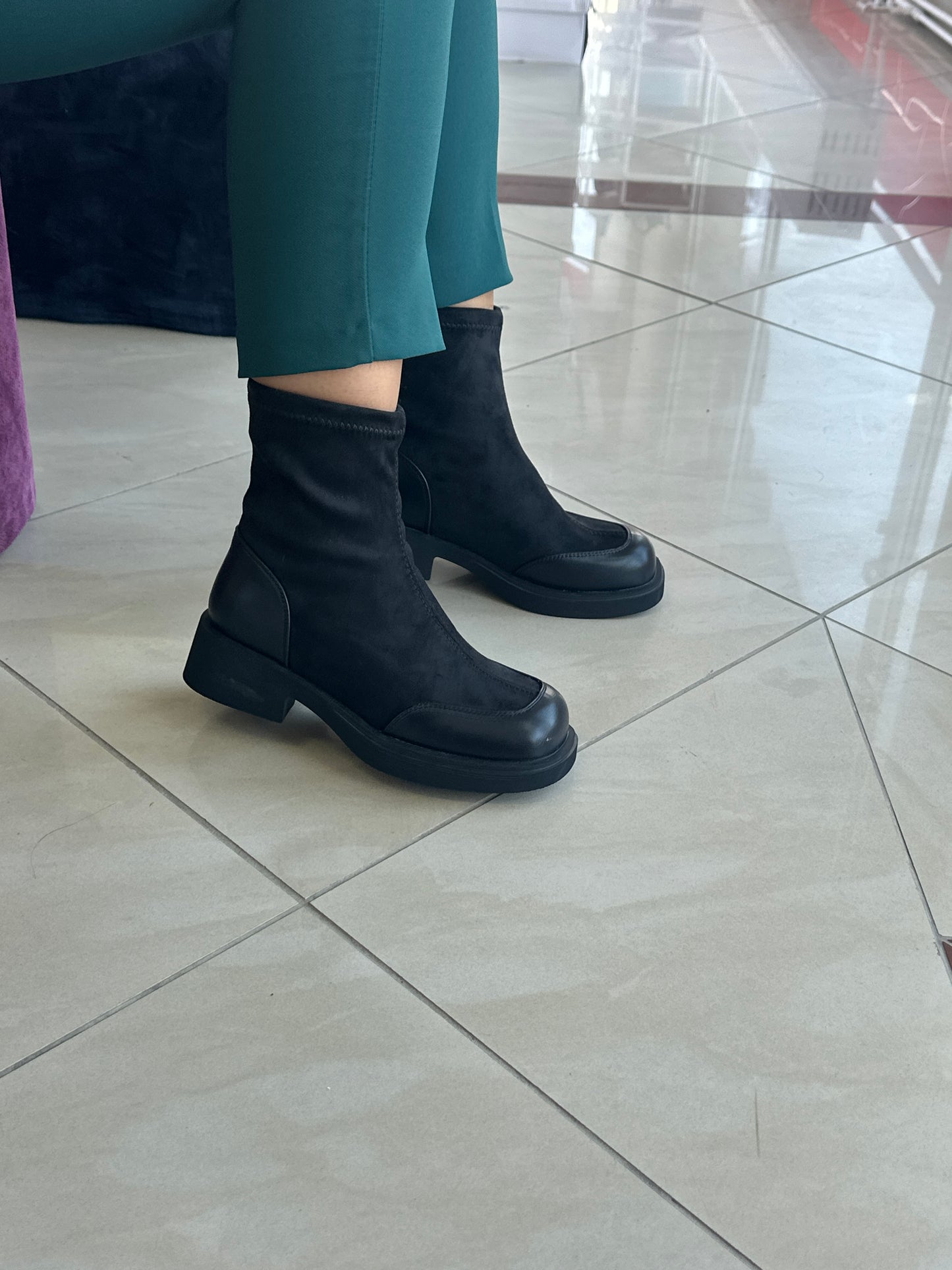 Qizme për femra - MD001