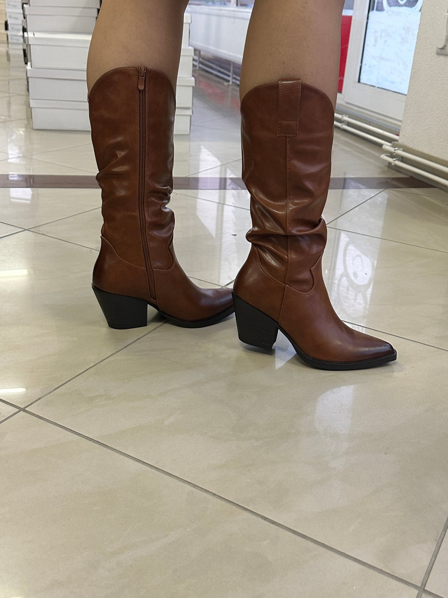 Qizme për femra - Cod Q028