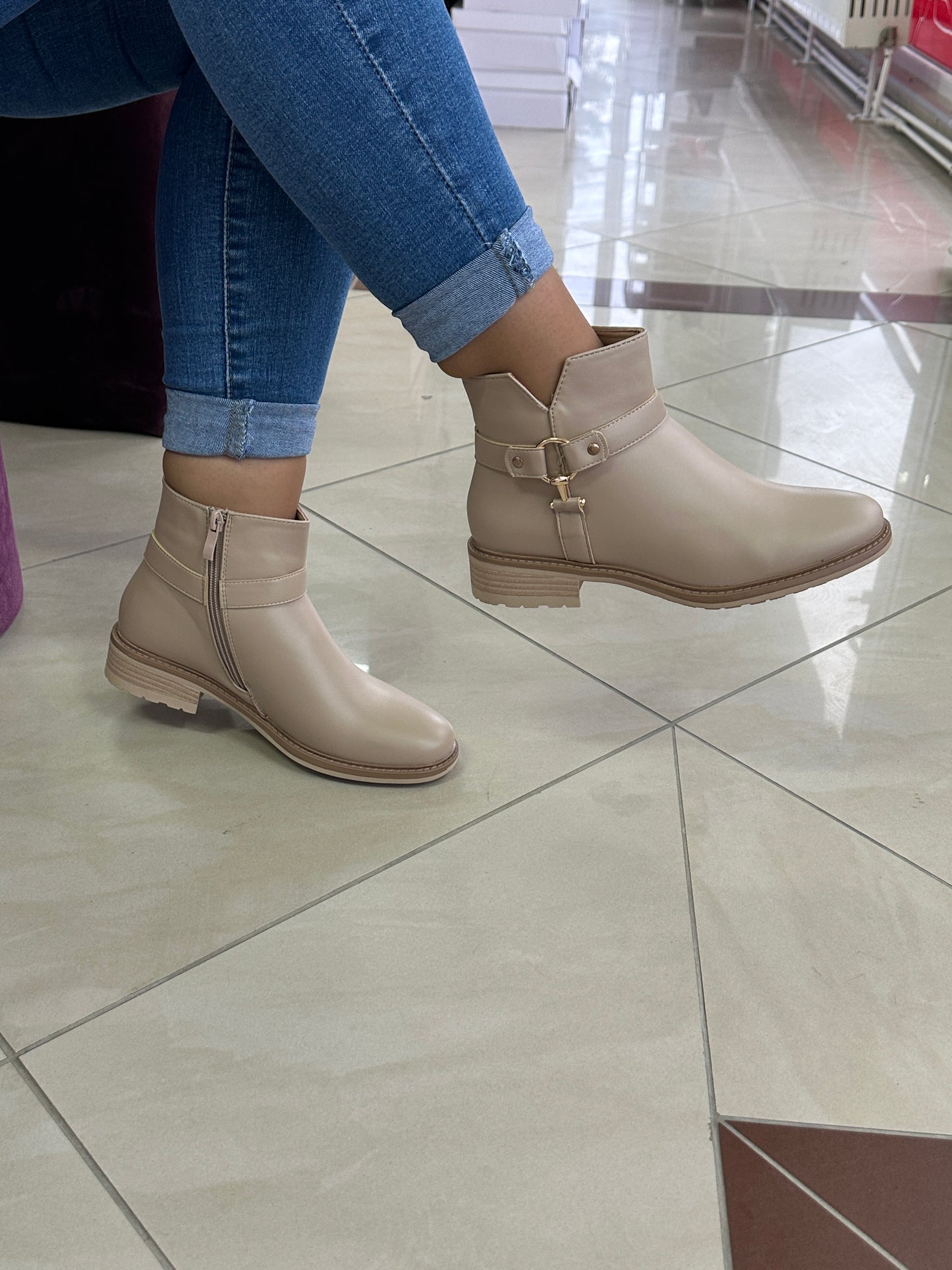 Qizme për femra - Cod FR755