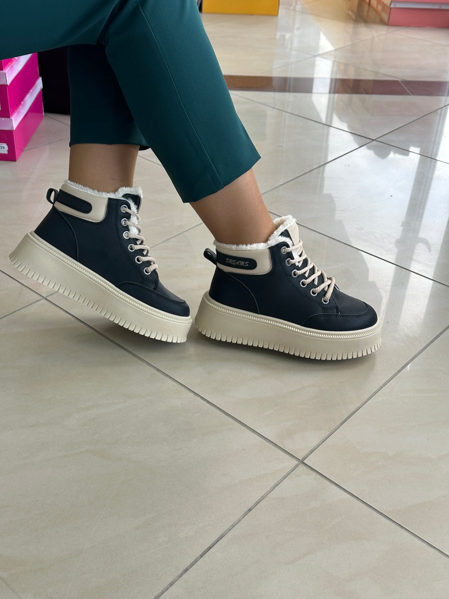 Atlete per femra w210138